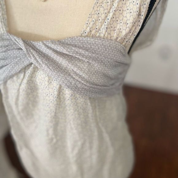 MaxStudio Speciality Products Feminine Tie Back Top/Blouse M 🌼 - Picture 4 of 8